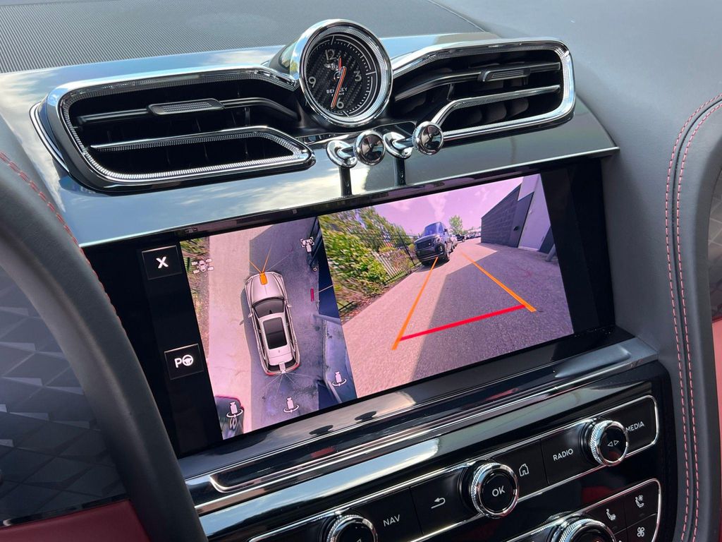 صورة مصغرة 34 لـ 2024 Bentley BENTAYGA S