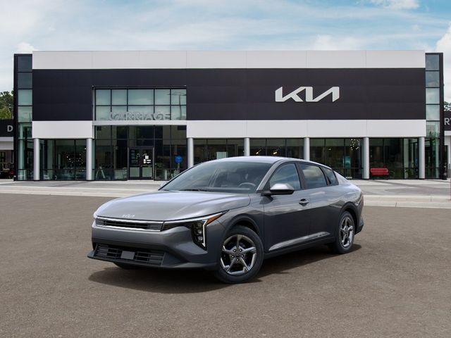 New 2026 Kia K4 LXS