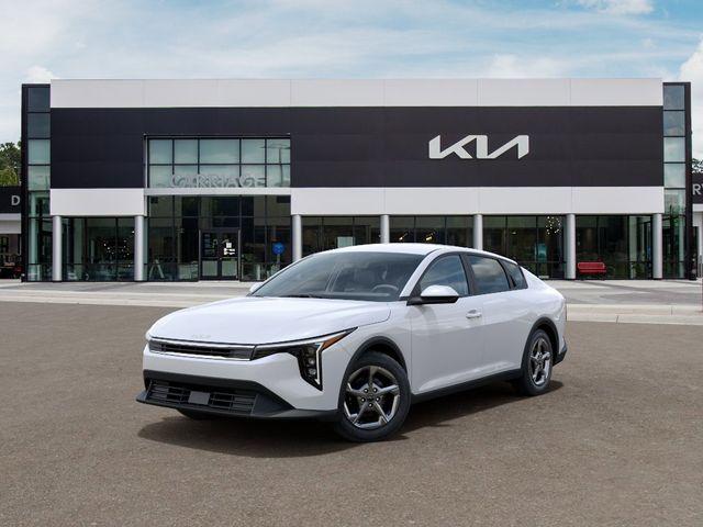 New 2026 Kia K4 LXS