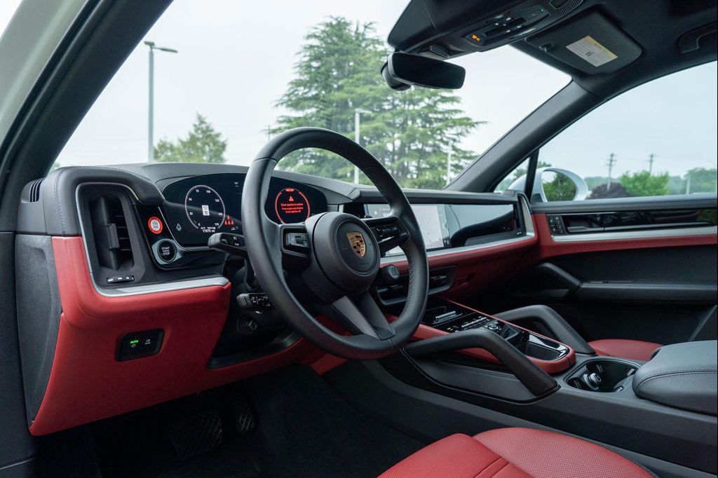 PORSCHE CAYENNE - 4