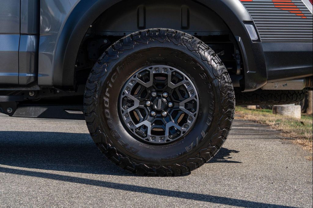 FORD F-150 RAPTOR - 10