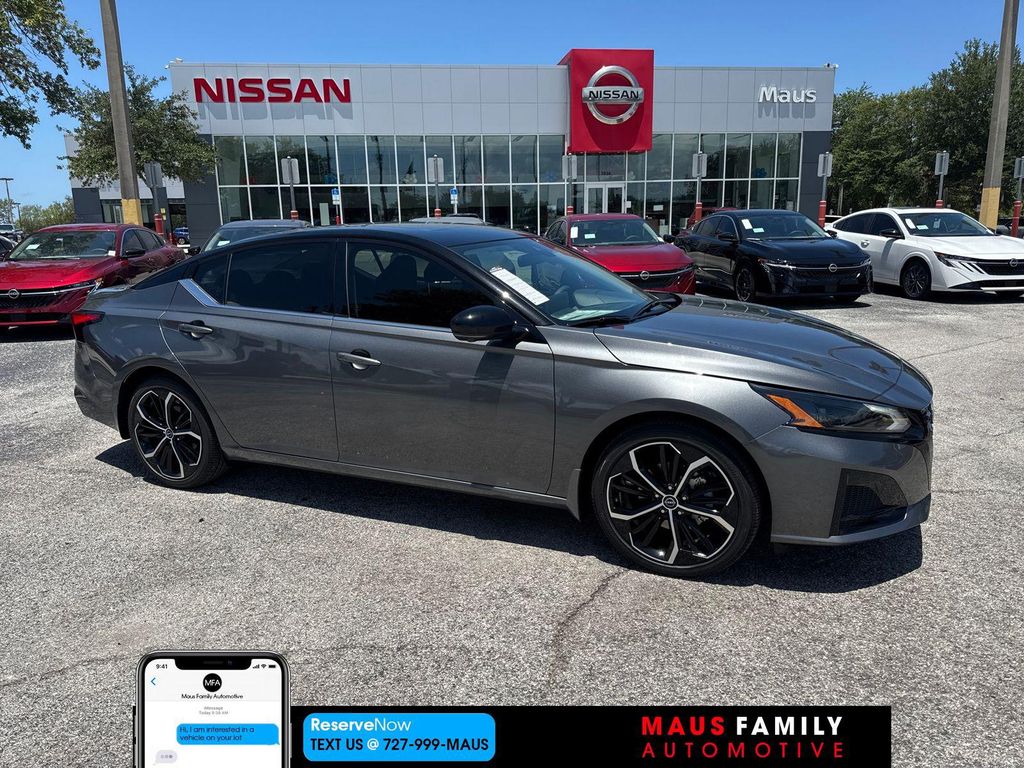 New 2026 Nissan Altima SR FWD