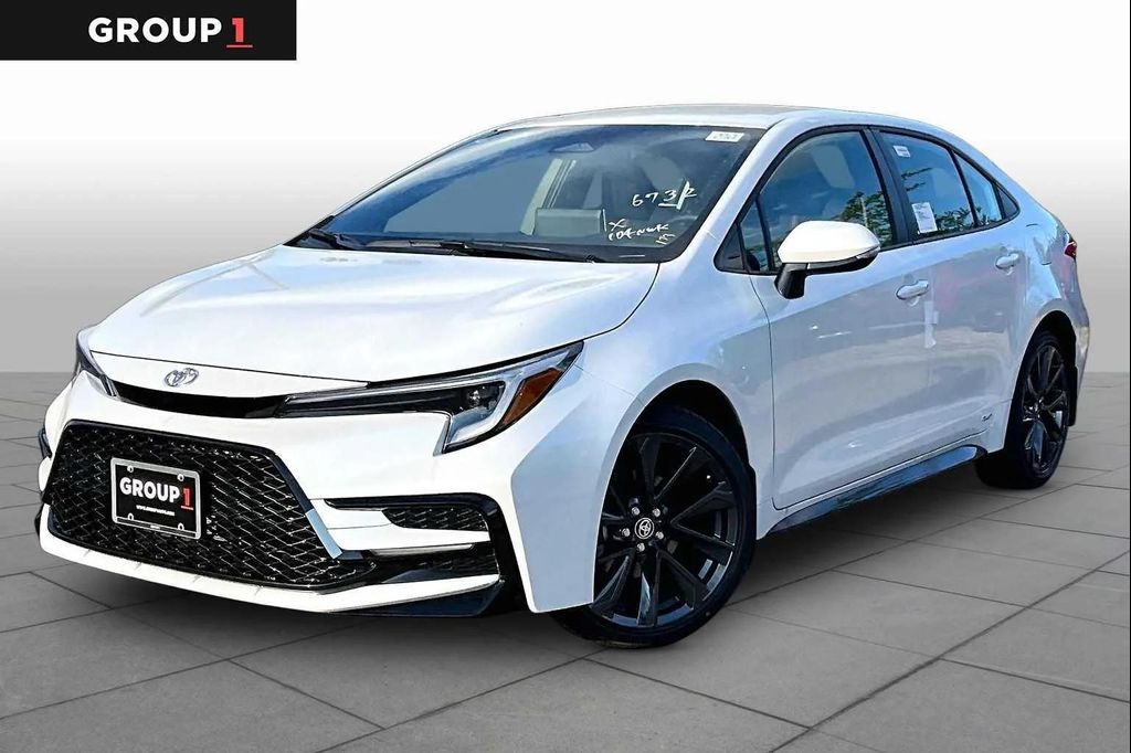 New 2026 Toyota Corolla Hybrid SE