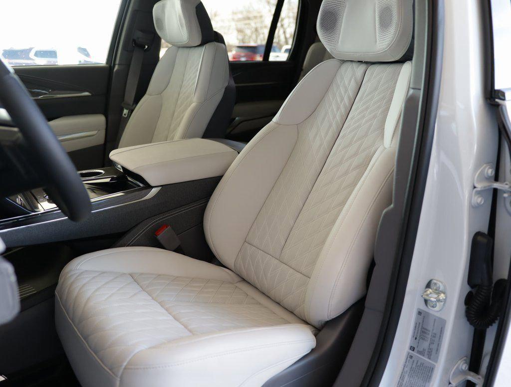 صورة مصغرة 31 لـ 2026 Cadillac ESCALADE IQ LUXURY