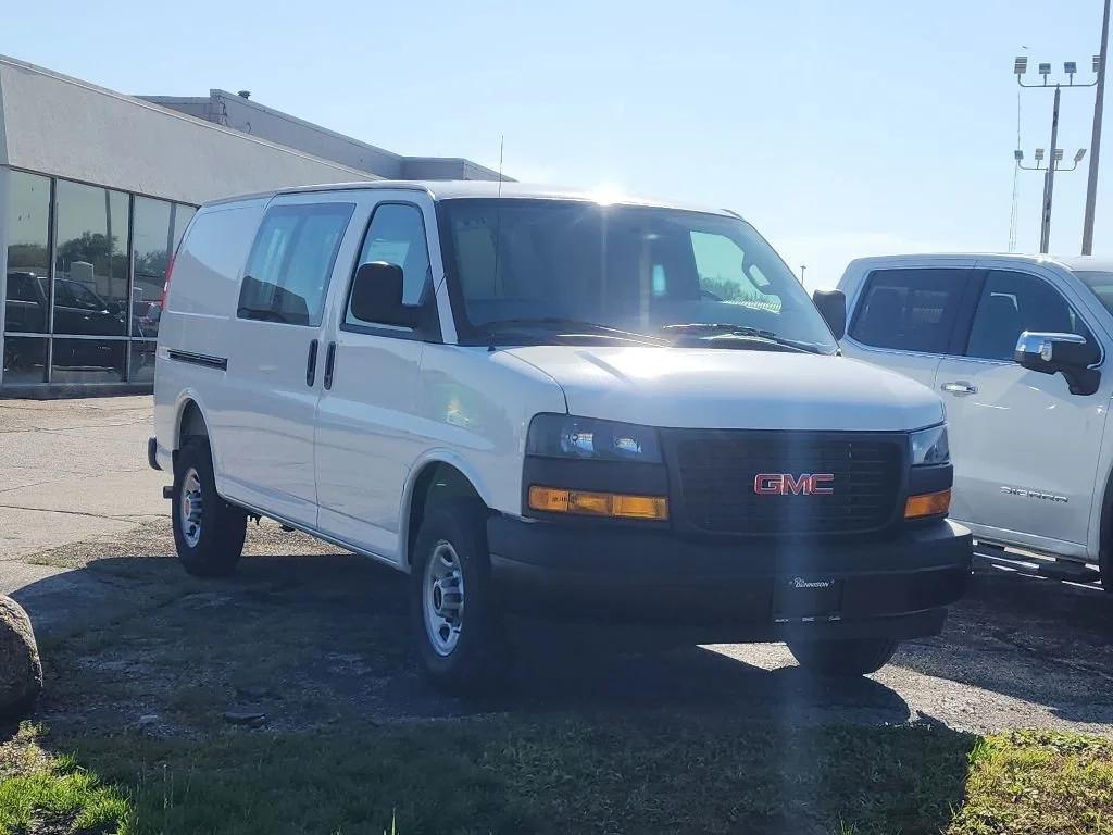 New 2026 GMC Savana 2500 Work Van