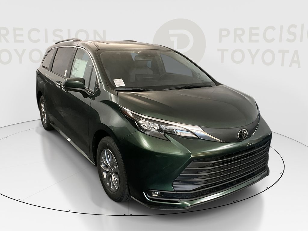 New 2026 Toyota Sienna XLE