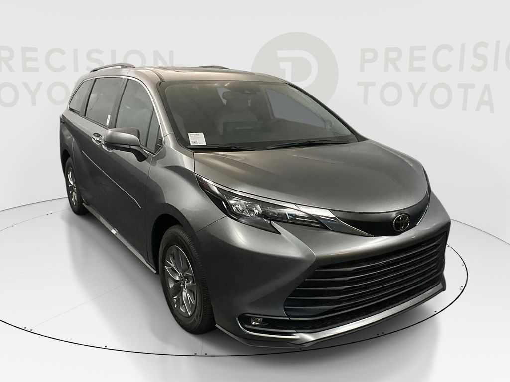 New 2026 Toyota Sienna XLE