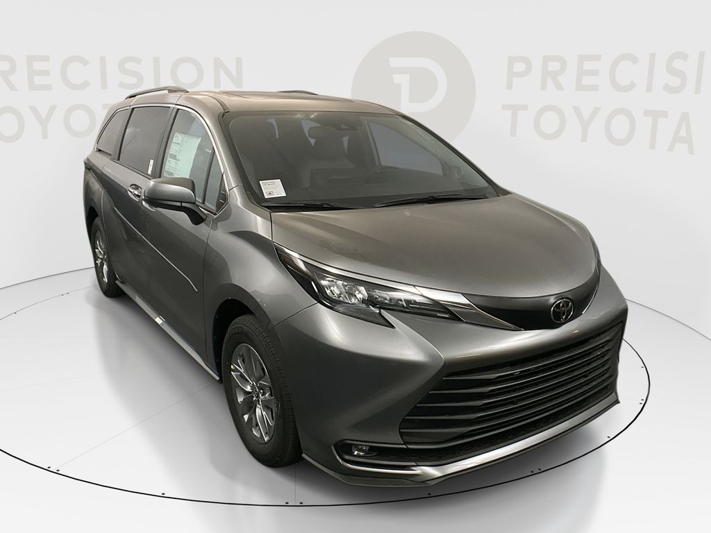 New 2026 Toyota Sienna XLE