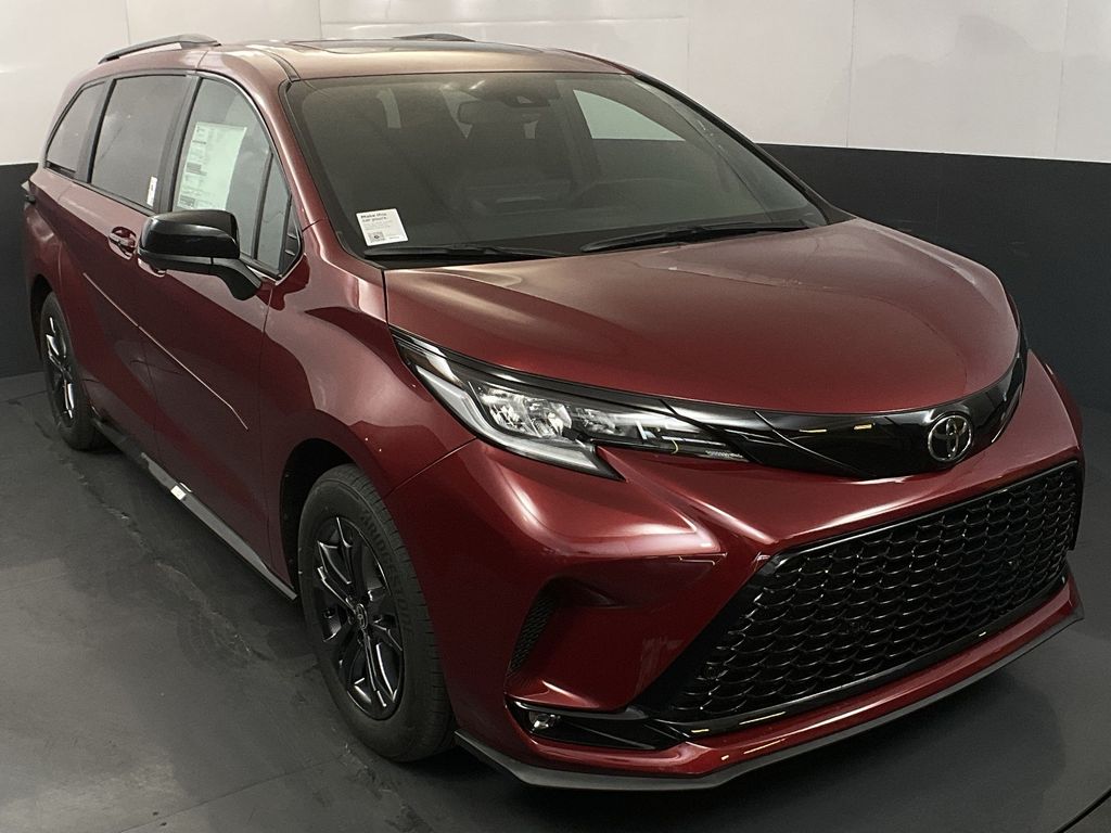New 2026 Toyota Sienna XSE