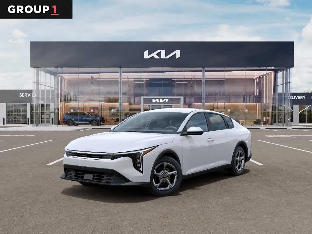 New 2026 Kia K4 LXS