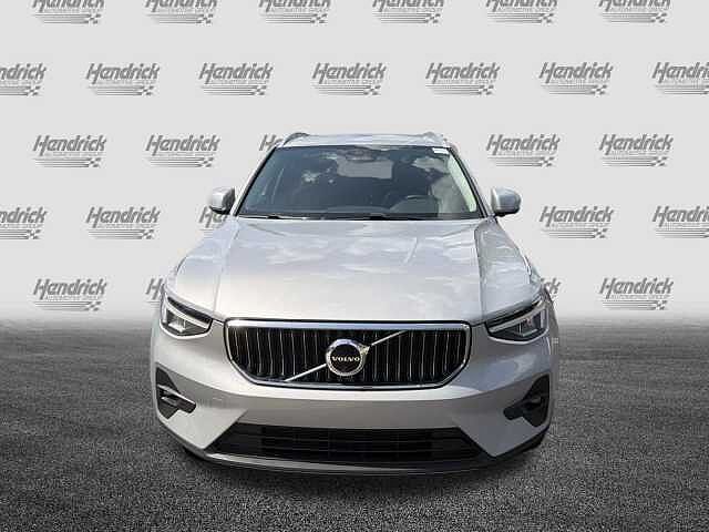 2023 Volvo XC40 PLUS 照片 3