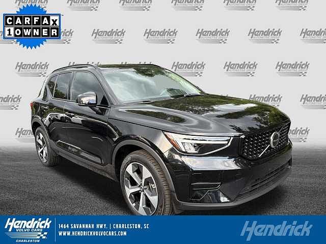 صورة 1 لـ 2024 Volvo XC40 CORE