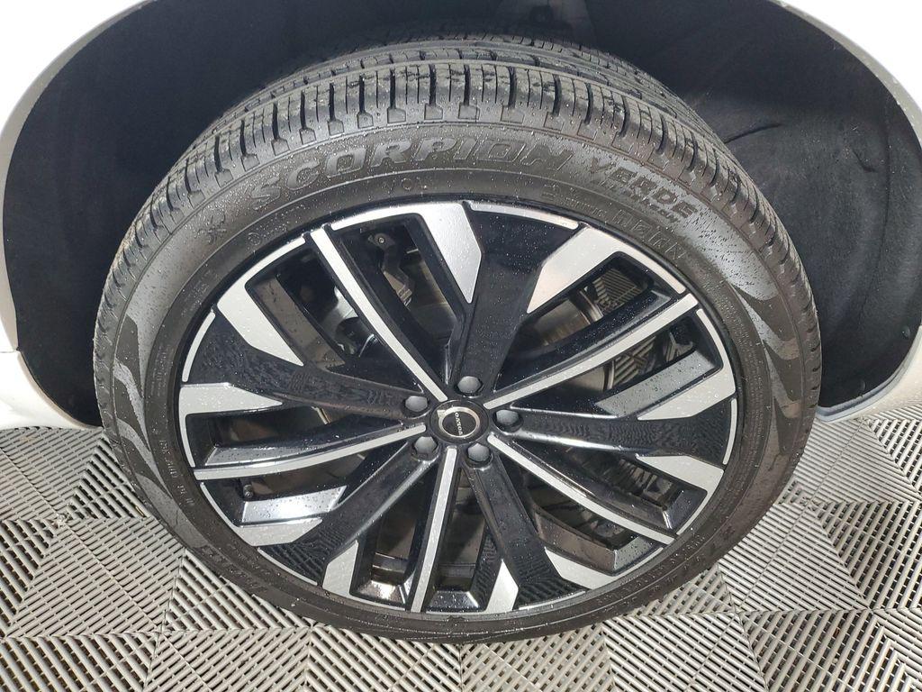 صورة مصغرة 11 لـ 2025 Volvo XC90 B6 PLUS 7-SEATER