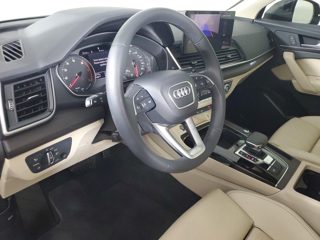 صورة مصغرة 24 لـ 2024 AUDI Q5 45 S LINE PREMIUM