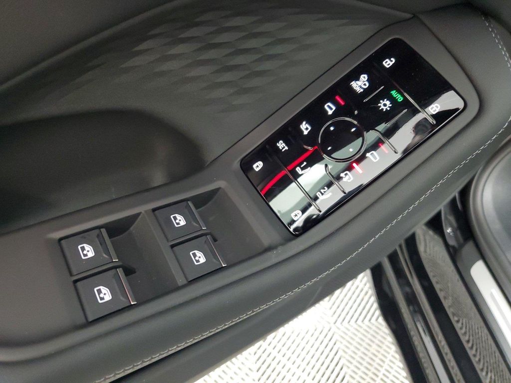 صورة مصغرة 21 لـ 2026 AUDI A6 PREMIUM PLUS QUATTRO S TRONIC