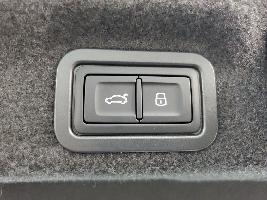 صورة مصغرة 11 لـ 2026 AUDI A6 PREMIUM PLUS QUATTRO S TRONIC