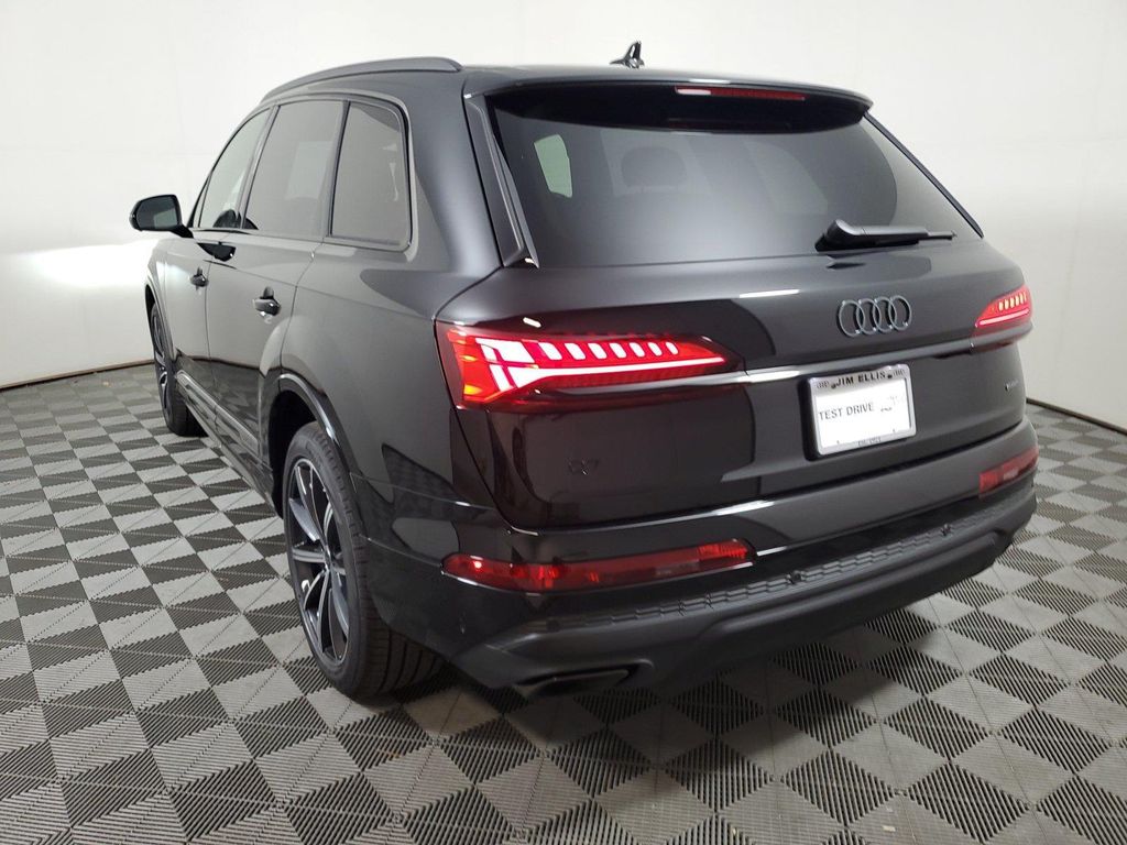صورة 4 لـ 2026 AUDI Q7 45 PREMIUM PLUS