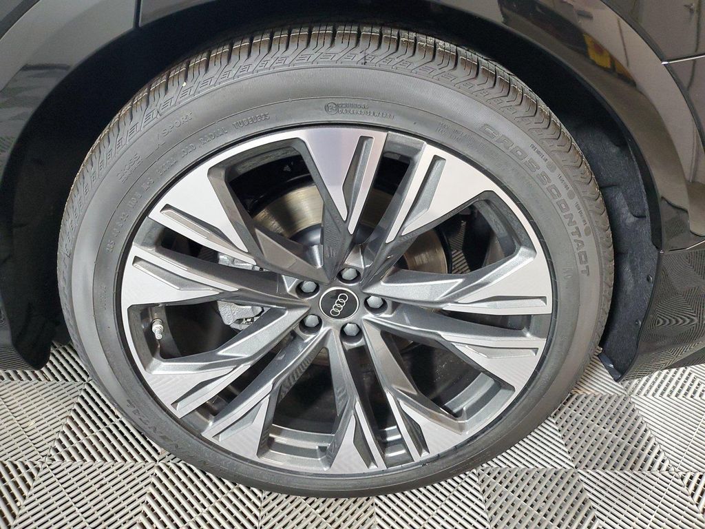 صورة 11 لـ 2026 AUDI Q8 55 PRESTIGE