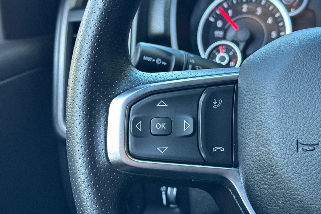 2025 RAM 1500 TRADESMAN thumbnail 34