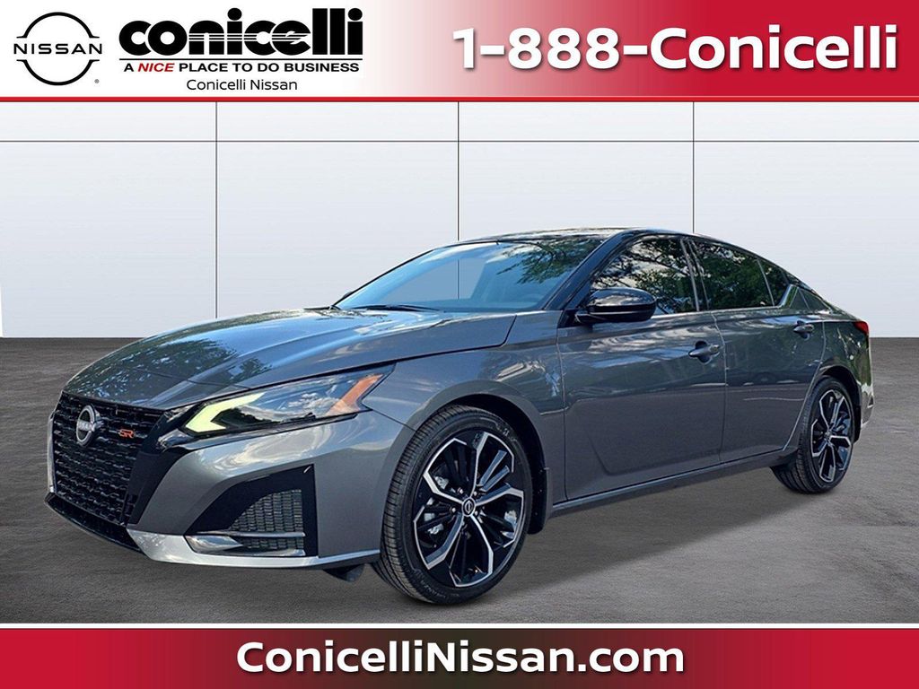 New 2026 Nissan Altima SR FWD