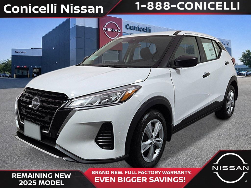 New 2025 Nissan Kicks S
