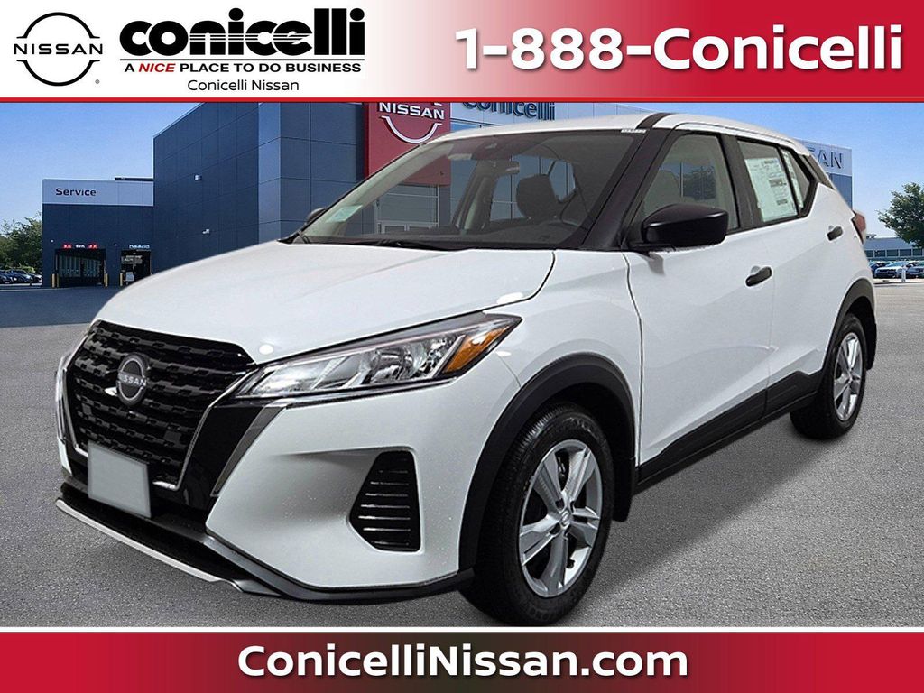 New 2025 Nissan Kicks S