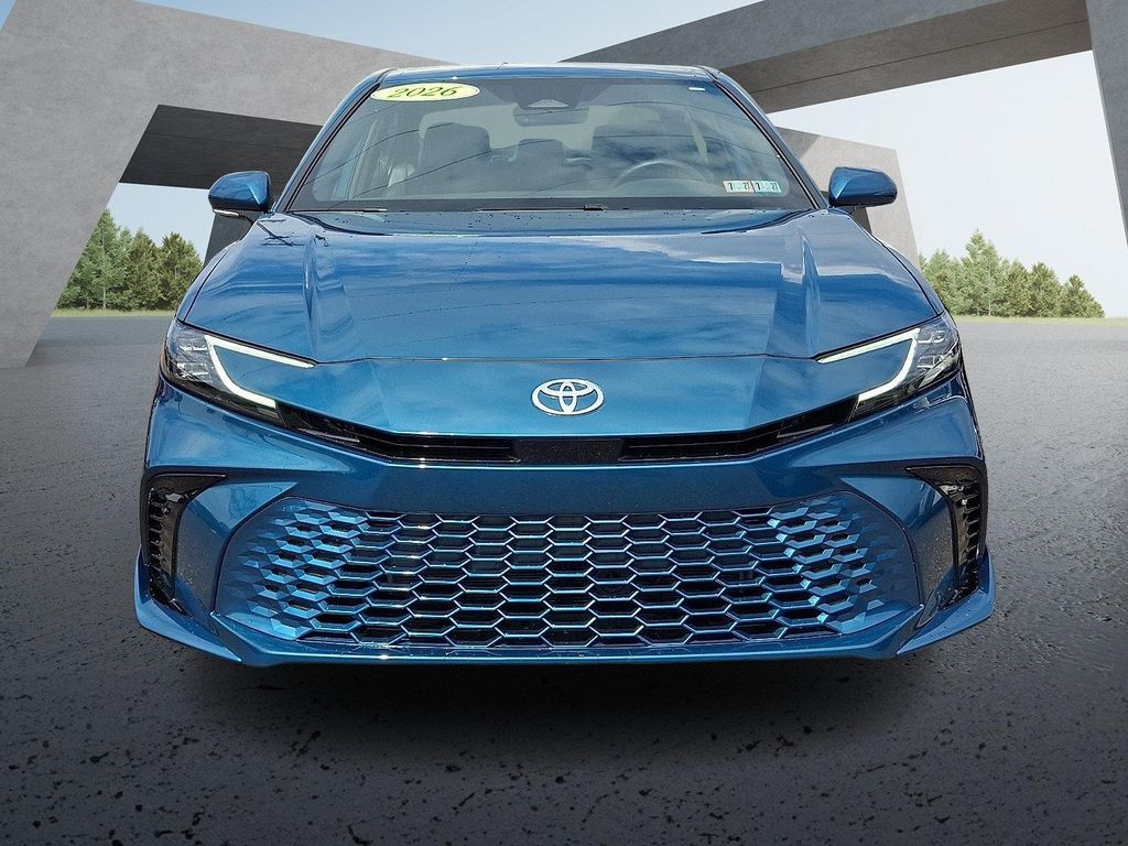 صورة 2 لـ 2026 Toyota CAMRY XSE
