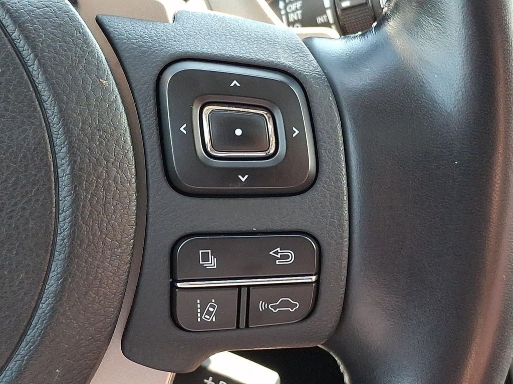 صورة مصغرة 24 لـ 2021 Lexus NX 300 BASE