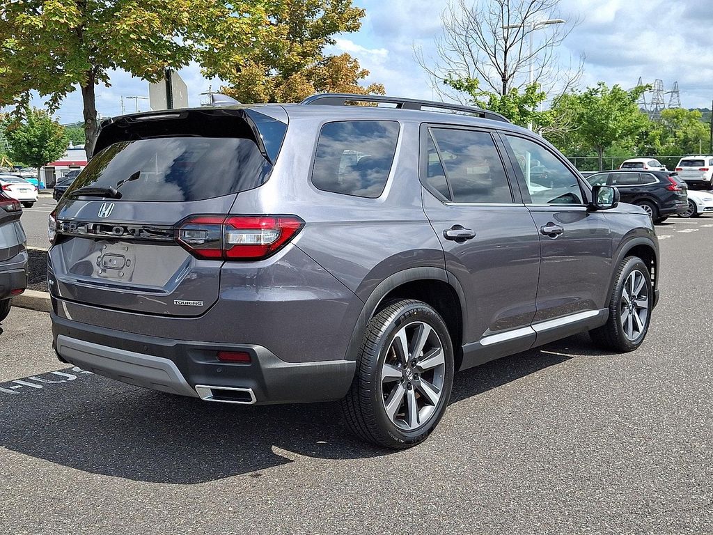 صورة 6 لـ 2024 Honda PILOT TOURING 8-PASSENGER