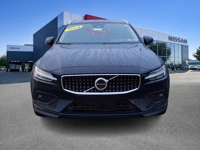2024 Volvo V60 CROSS COUNTRY B5 PLUS — фото 2