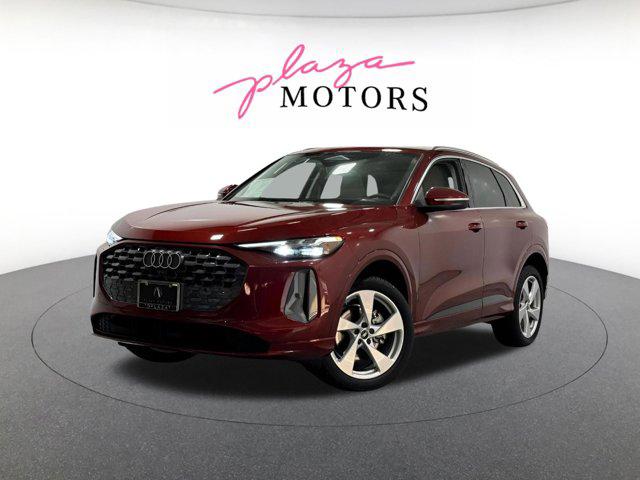 New 2025 Audi Q5 Premium Plus TFSI quattro S tronic