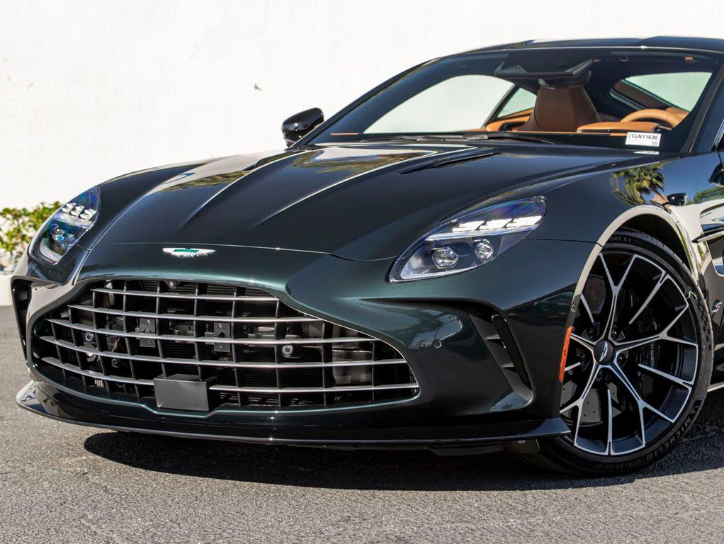 2026 ASTON MARTIN VANTAGE S photo 2