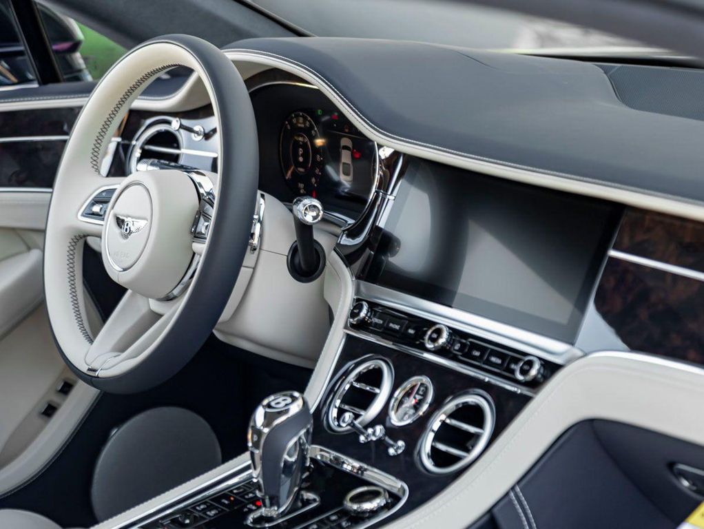 2026 Bentley CONTINENTAL GT BASE — миниатюра 28