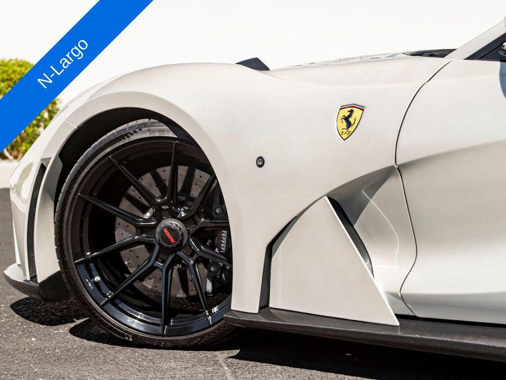 صورة 11 لـ 2020 Ferrari 812 SUPERFAST BASE