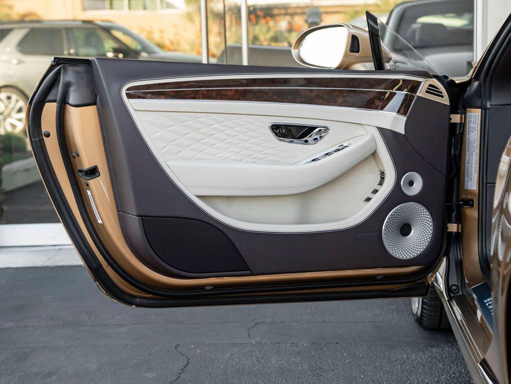 صورة مصغرة 17 لـ 2026 Bentley CONTINENTAL GT BASE