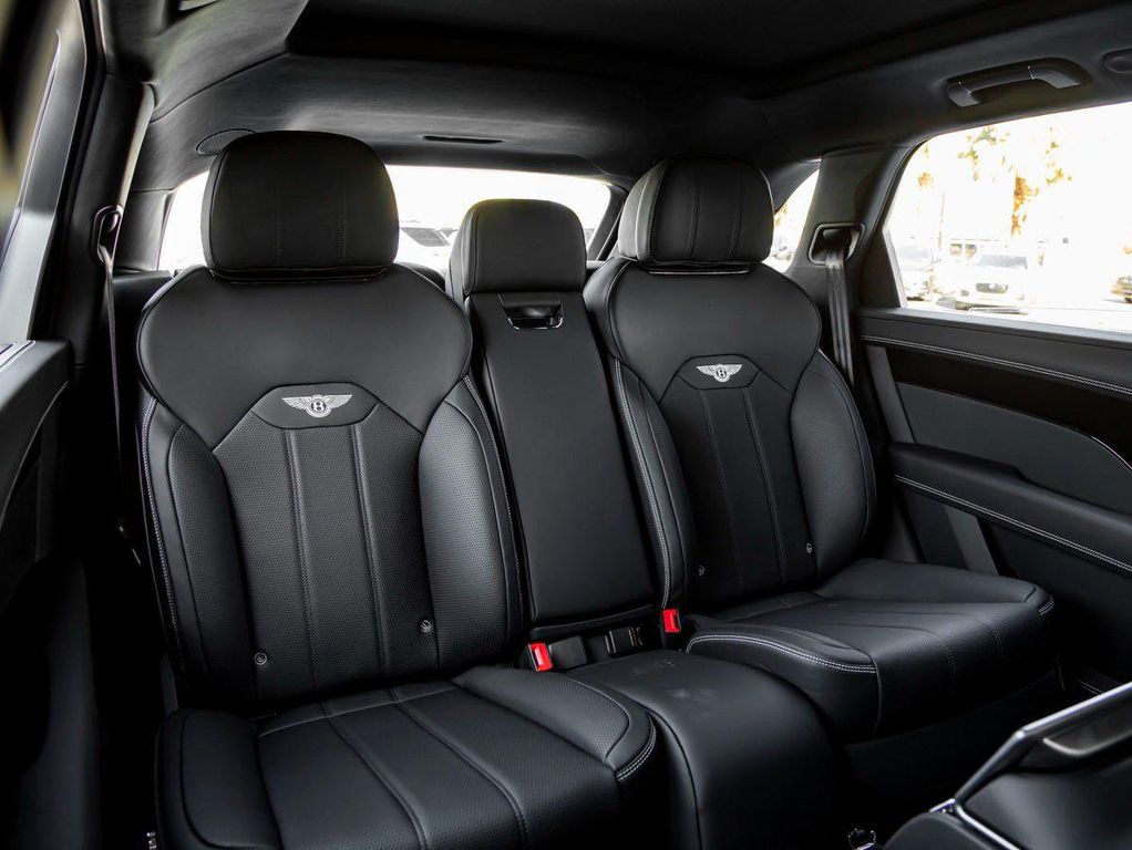 صورة مصغرة 23 لـ 2024 Bentley BENTAYGA
