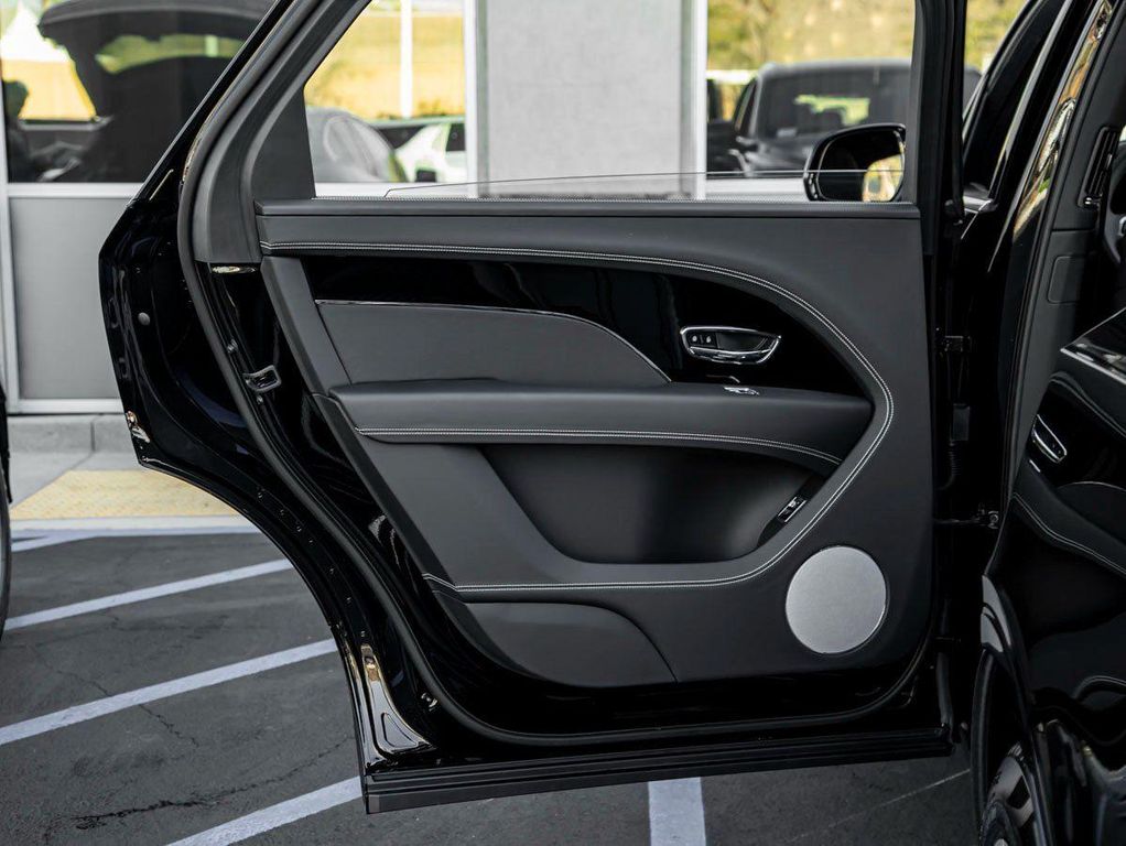 صورة مصغرة 19 لـ 2024 Bentley BENTAYGA
