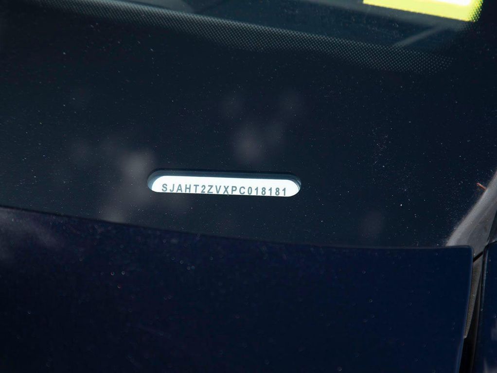 2023 Bentley BENTAYGA — миниатюра 35