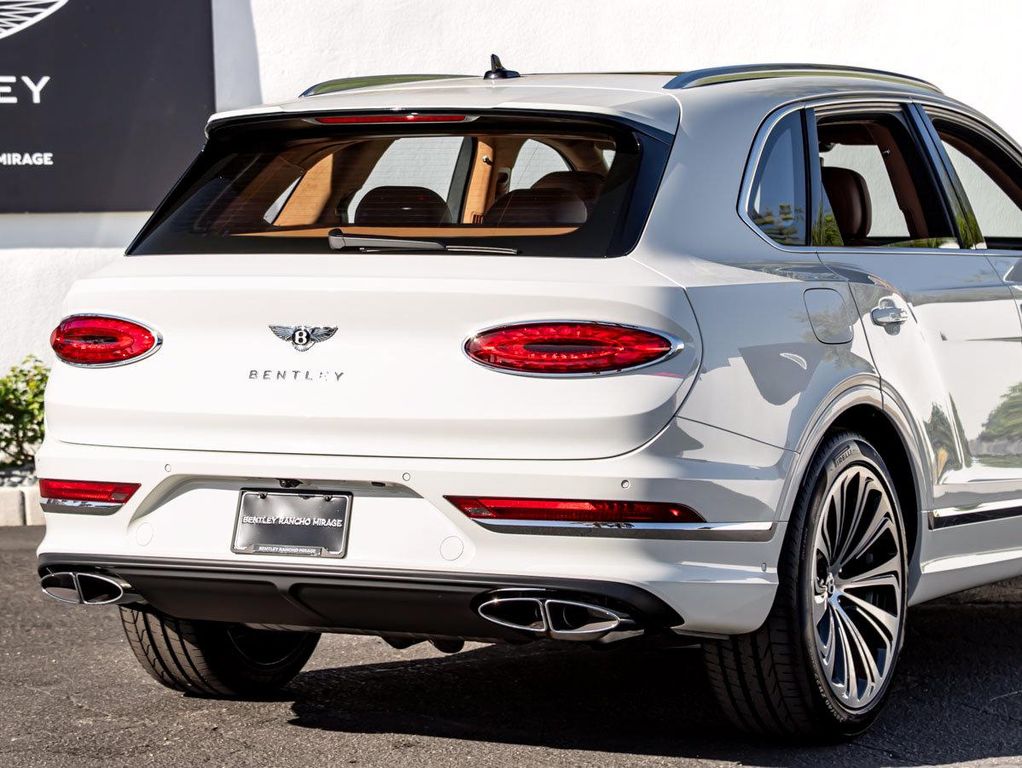 2026 Bentley BENTAYGA AZURE 照片 10