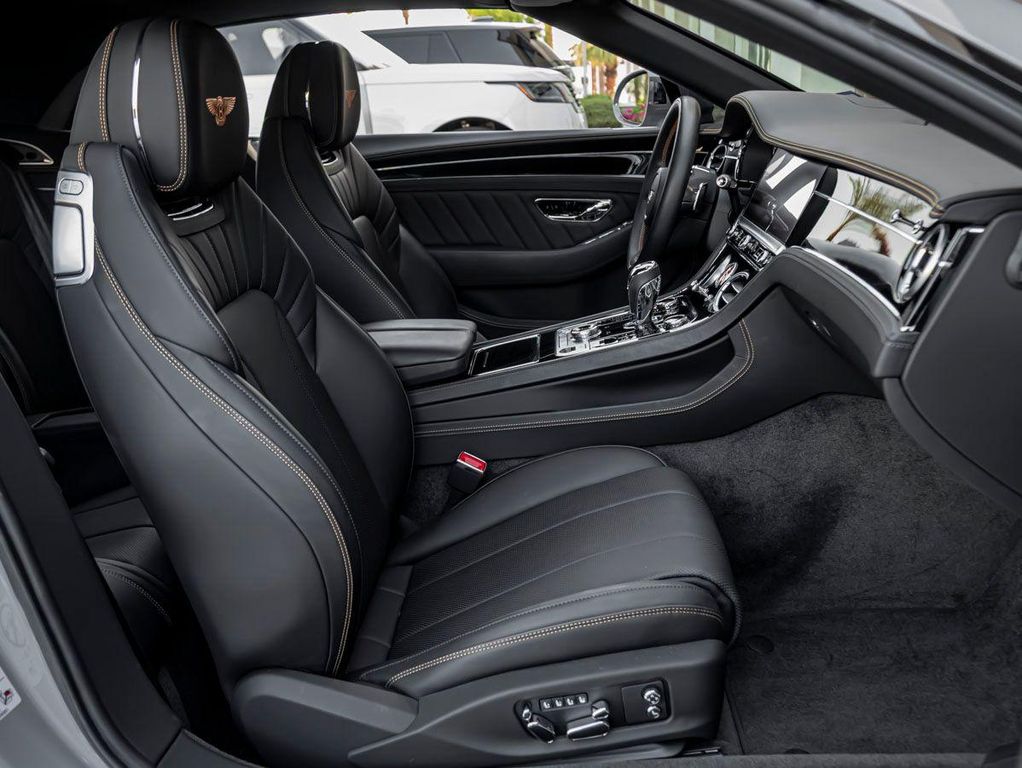 2024 Bentley CONTINENTAL GT BASE 照片 2