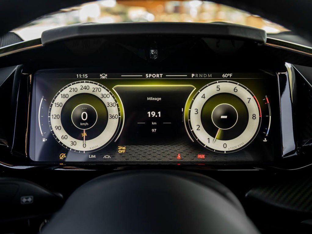 صورة 6 لـ 2025 Aston Martin VANTAGE BASE