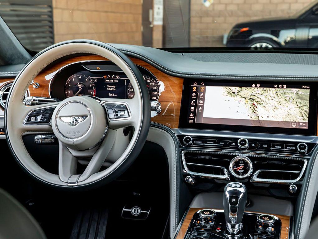 صورة مصغرة 23 لـ 2023 Bentley FLYING SPUR S
