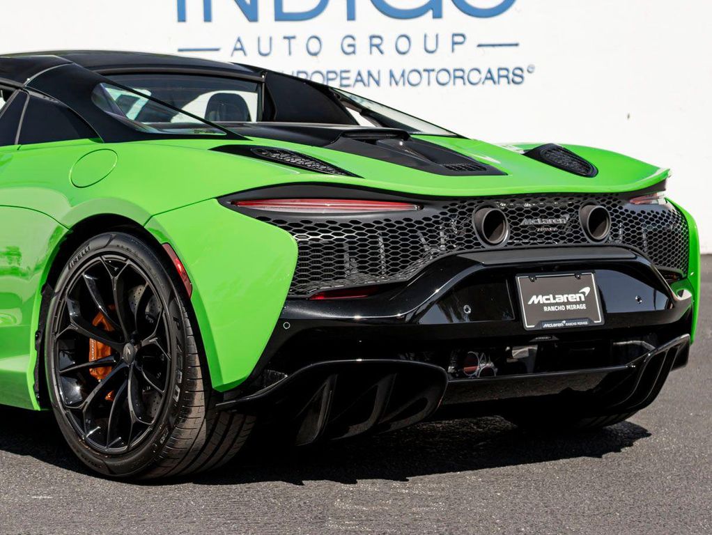 صورة 12 لـ 2026 Mclaren ARTURA SPIDER