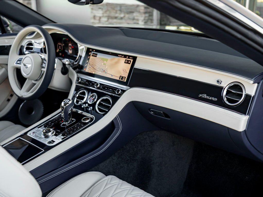 2026 Bentley CONTINENTAL GT BASE — миниатюра 27
