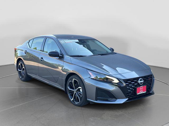 New 2026 Nissan Altima SR FWD