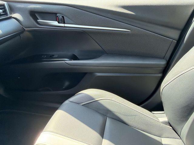 2025 Toyota CAMRY SE 缩略图 21
