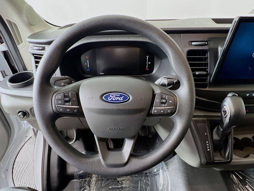 صورة 7 لـ 2026 FORD TRANSIT-250 BASE