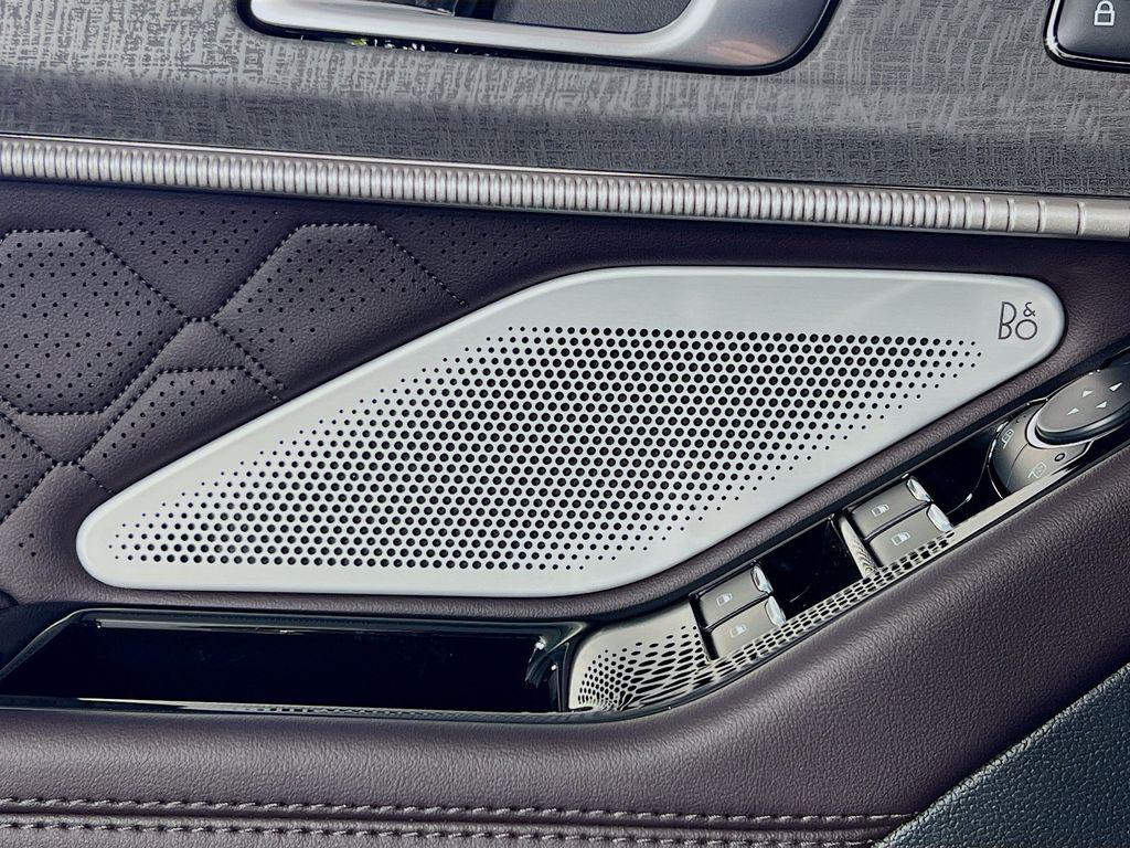 2026 FORD EXPLORER PLATINUM — миниатюра 13