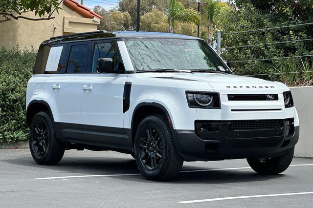 2026 LAND Rover DEFENDER P300 S — фото 7