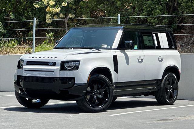 New 2026 Land Rover Defender P400 X-Dynamic SE